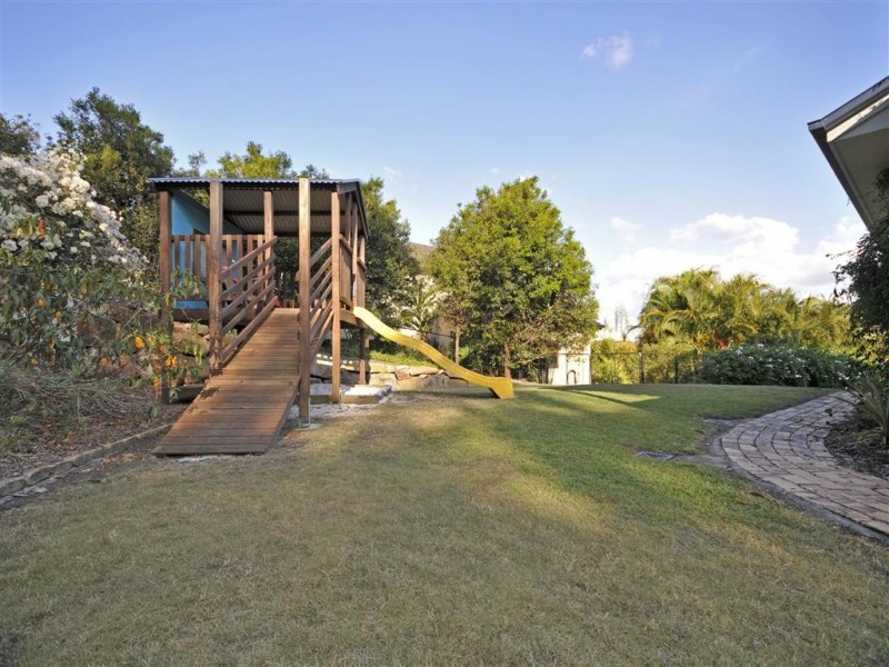 46 Snow Wood Drive, Eatons Hill QLD 4037