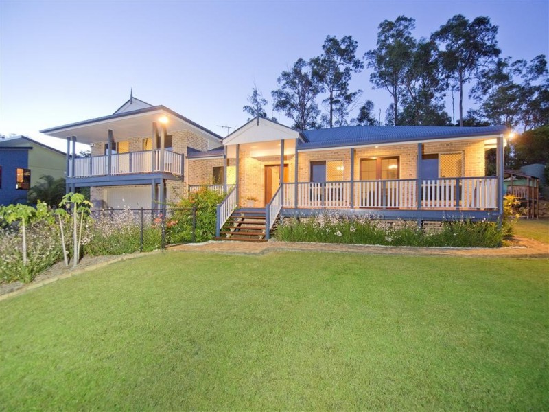 46 Snow Wood Drive, Eatons Hill QLD 4037