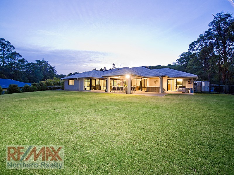 7 Colin Place, Cashmere QLD 4500