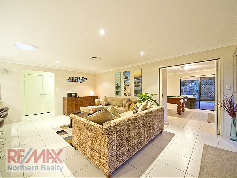 7 Colin Place, Cashmere QLD 4500