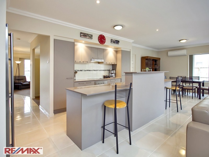 56  Swan Parade, Warner QLD 4500