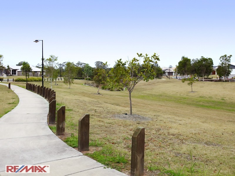 56  Swan Parade, Warner QLD 4500
