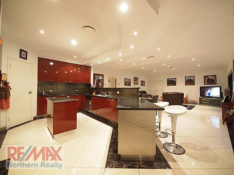 11 Laceflower Crescent, Eatons Hill QLD 4037