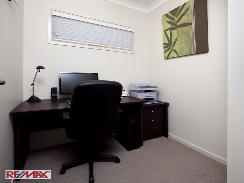 27 Barambah Circuit, Warner QLD 4500