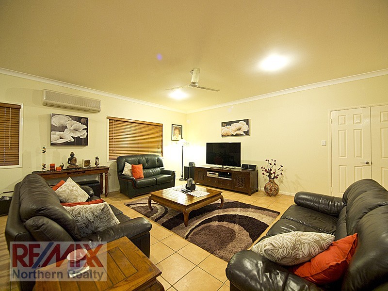 11 Tinaroo Court, Albany Creek QLD 4035