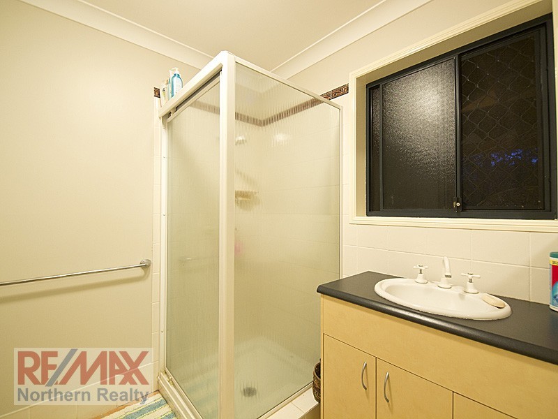 11 Tinaroo Court, Albany Creek QLD 4035