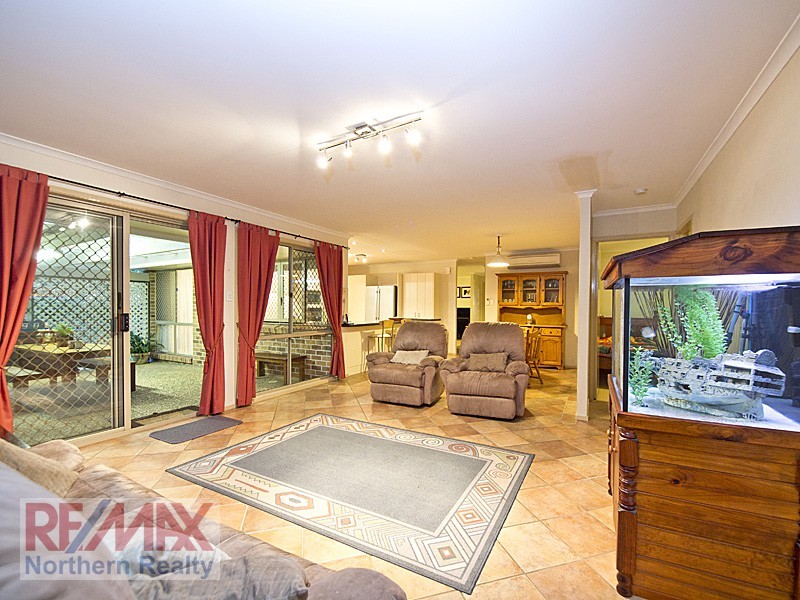 8 Simpson Court, Albany Creek QLD 4035