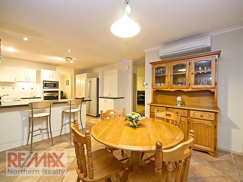 8 Simpson Court, Albany Creek QLD 4035