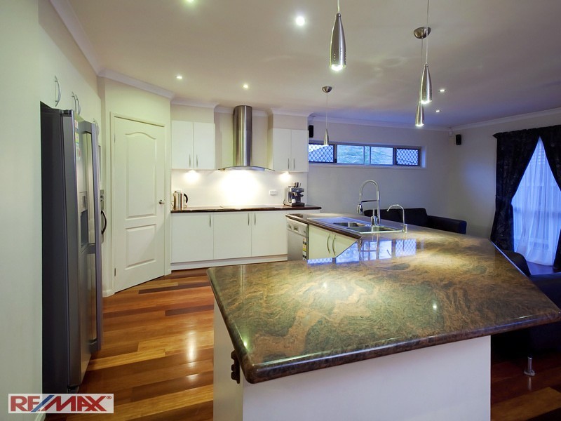 16 Ladbroke Close, Carseldine QLD 4034