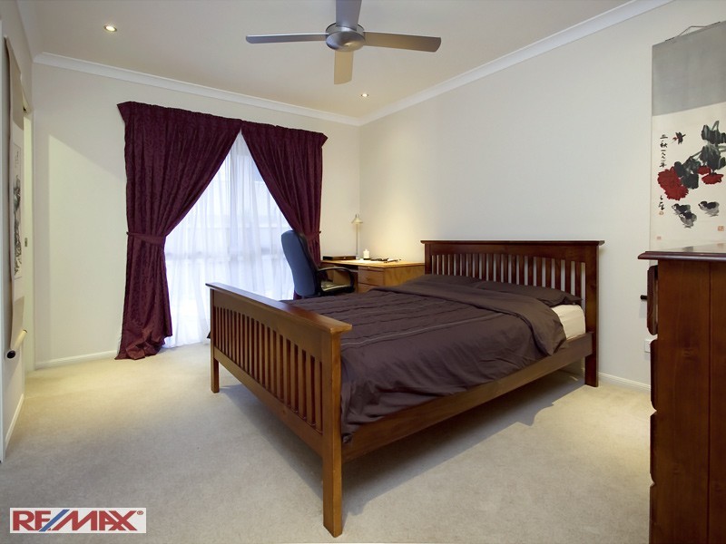 16 Ladbroke Close, Carseldine QLD 4034