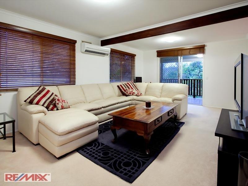 38 Tarcoola Avenue, Ferny Hills QLD 4055