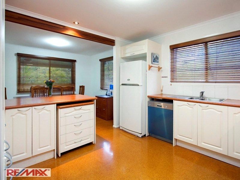 38 Tarcoola Avenue, Ferny Hills QLD 4055