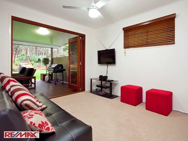 38 Tarcoola Avenue, Ferny Hills QLD 4055