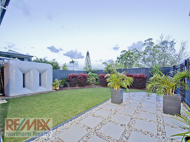 Unit 2 / 8 James Cash Court, Albany Creek QLD 4035