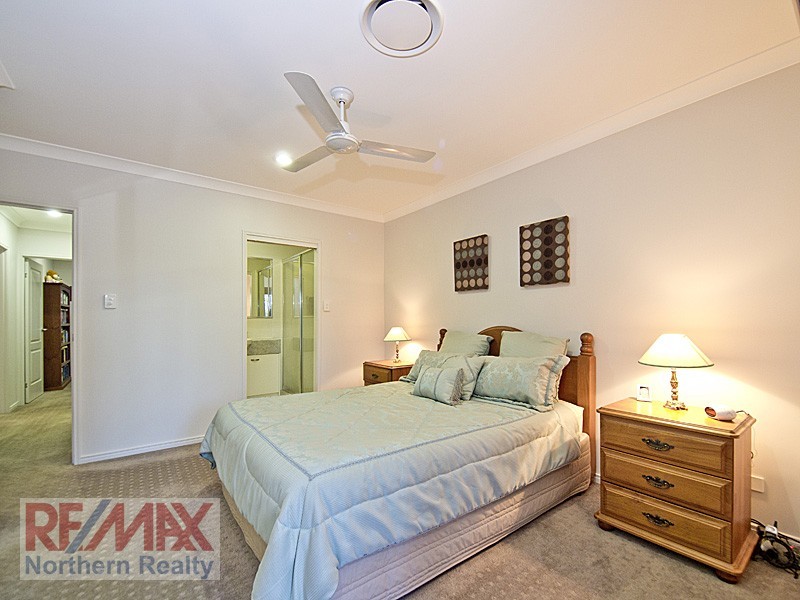 Unit 2 / 8 James Cash Court, Albany Creek QLD 4035