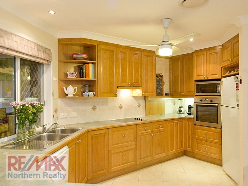 44 Gleneagles Cres, Albany Creek QLD 4035