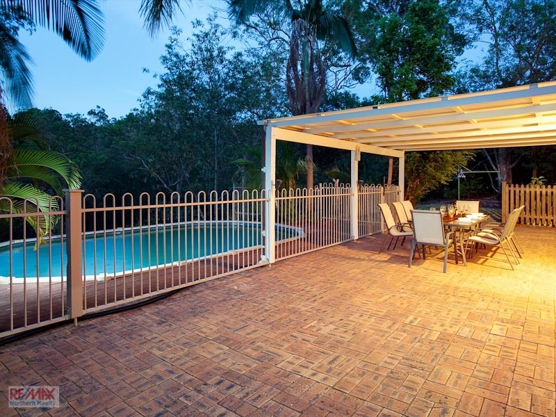 5 Denniston Court, Clear Mountain QLD 4500