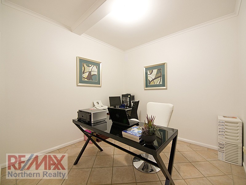 10 Bangalow Pl, Albany Creek QLD 4035