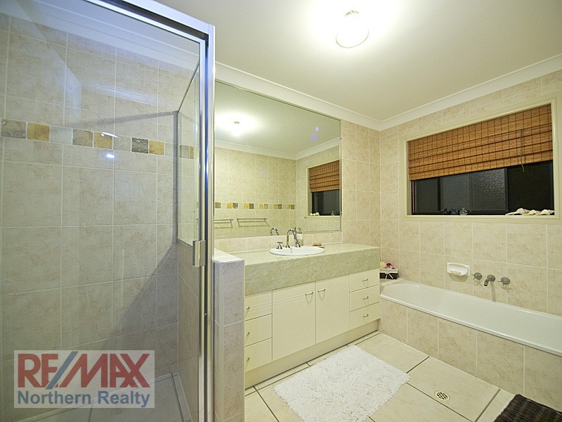 19 Toressian Place, Cashmere QLD 4500