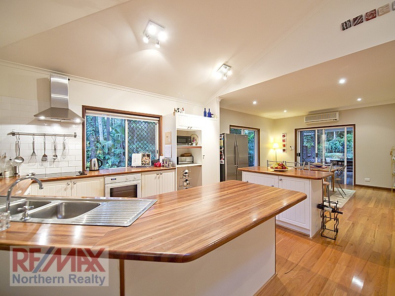 49 Cashmere Lane, Cashmere QLD 4500