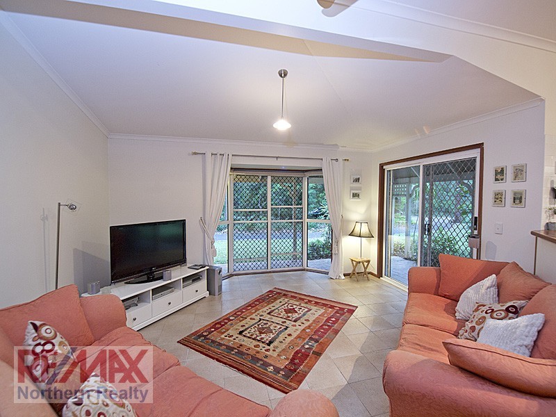 49 Cashmere Lane, Cashmere QLD 4500