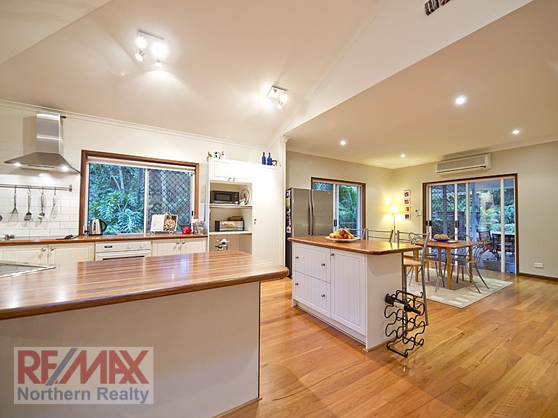 49 Cashmere Lane, Cashmere QLD 4500