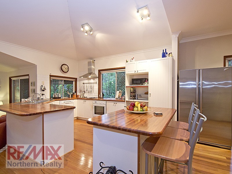 49 Cashmere Lane, Cashmere QLD 4500