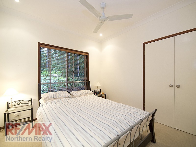 49 Cashmere Lane, Cashmere QLD 4500