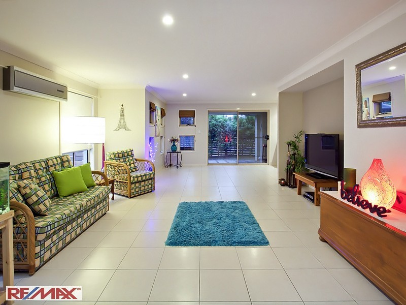 15 Birdwing Crescent, Kallangur QLD 4503