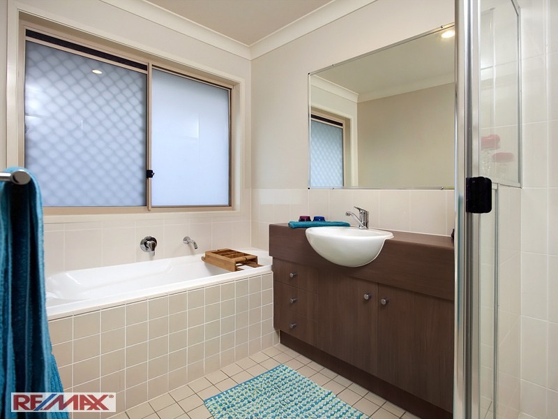 15 Birdwing Crescent, Kallangur QLD 4503