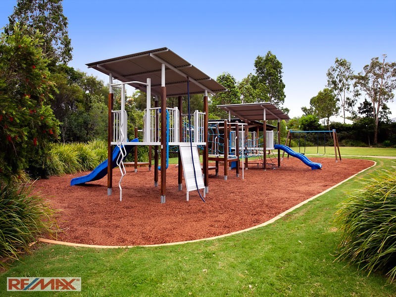 15 Birdwing Crescent, Kallangur QLD 4503