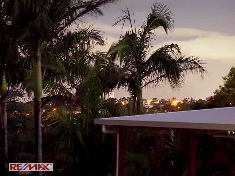 19 Alstonia Street, Arana Hills QLD 4054