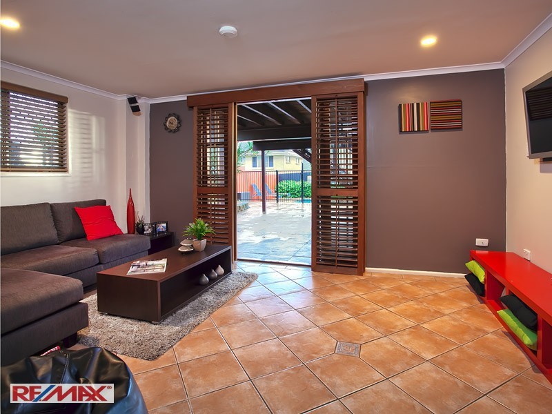 19 Alstonia Street, Arana Hills QLD 4054