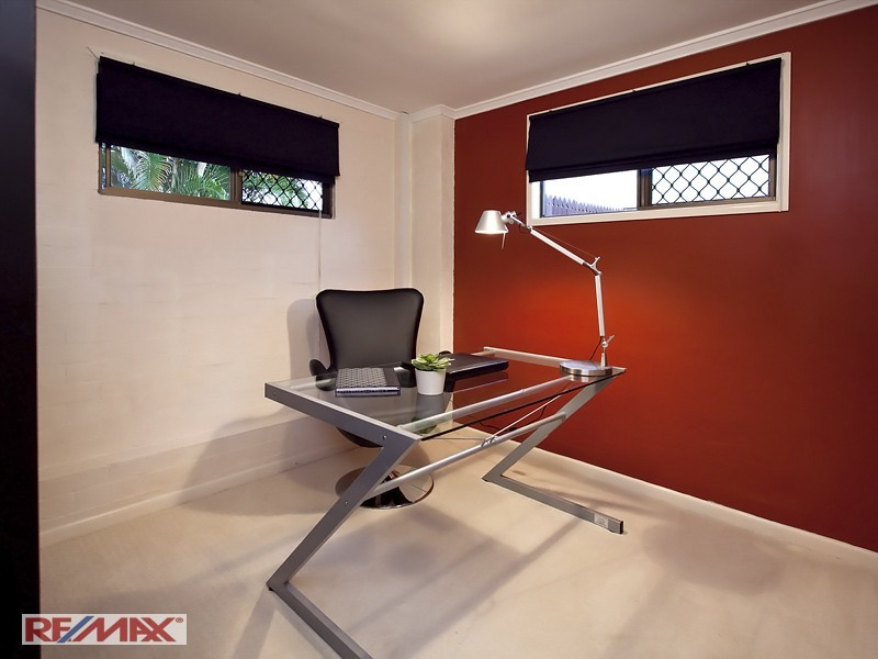 19 Alstonia Street, Arana Hills QLD 4054