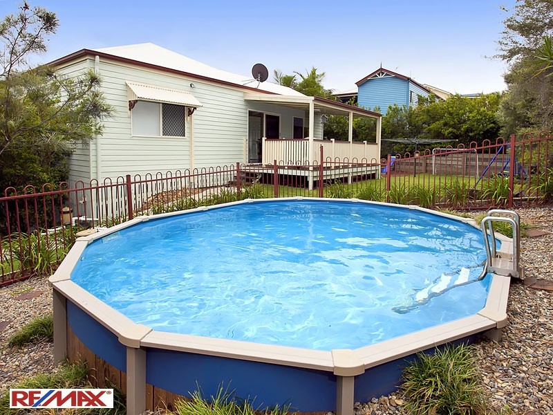 121  Saraband Drive, Eatons Hill QLD 4037
