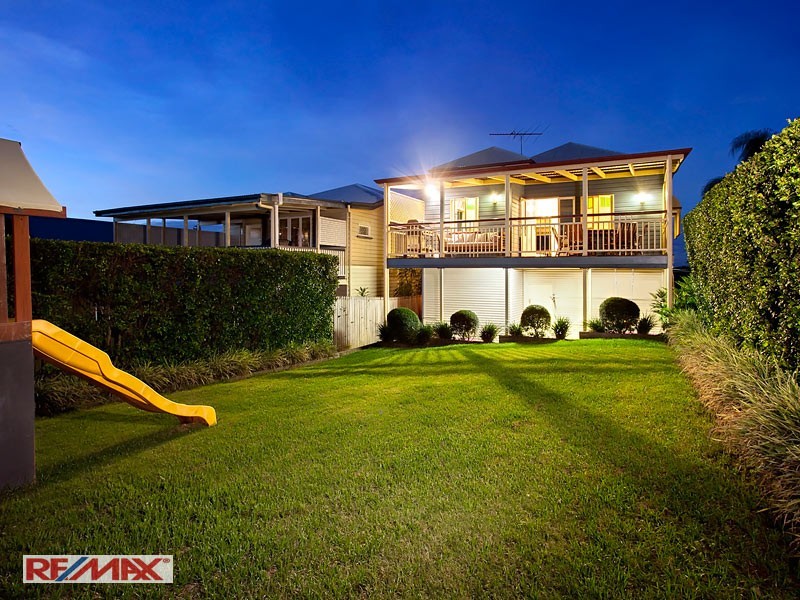 28 Coronation Street, Bardon QLD 4065