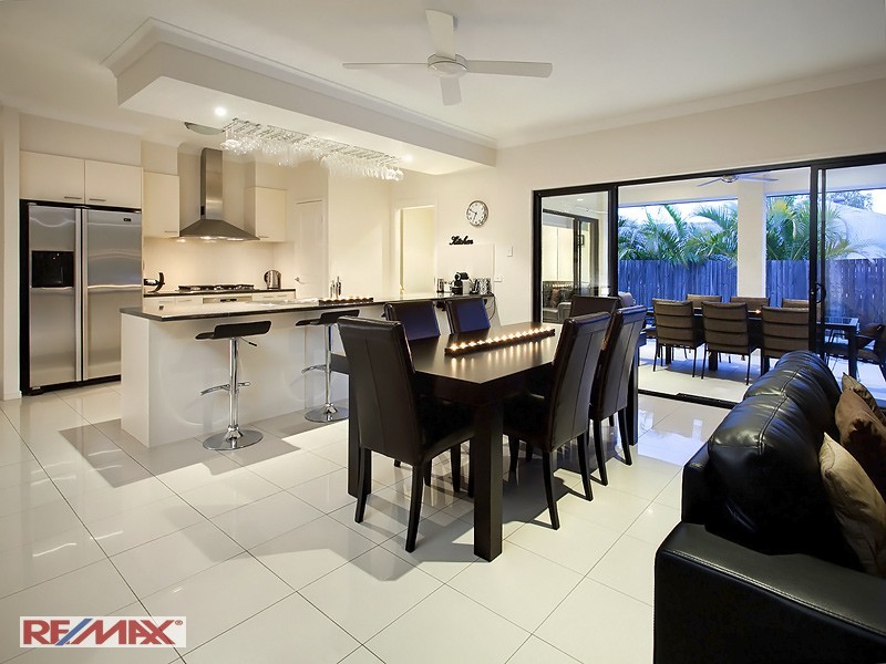 17 Nadine Court, Warner QLD 4500