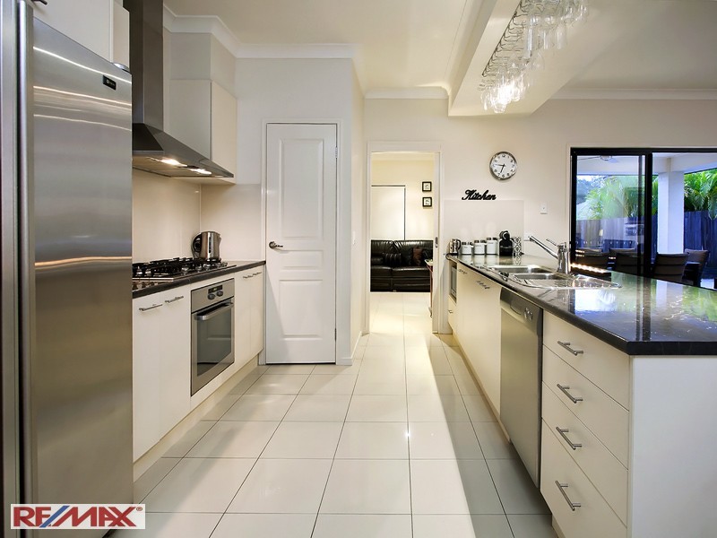 17 Nadine Court, Warner QLD 4500