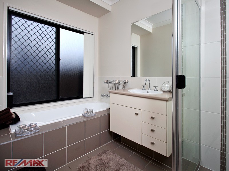 17 Nadine Court, Warner QLD 4500