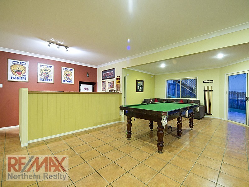 172 Saraband Drive, Eatons Hill QLD 4037