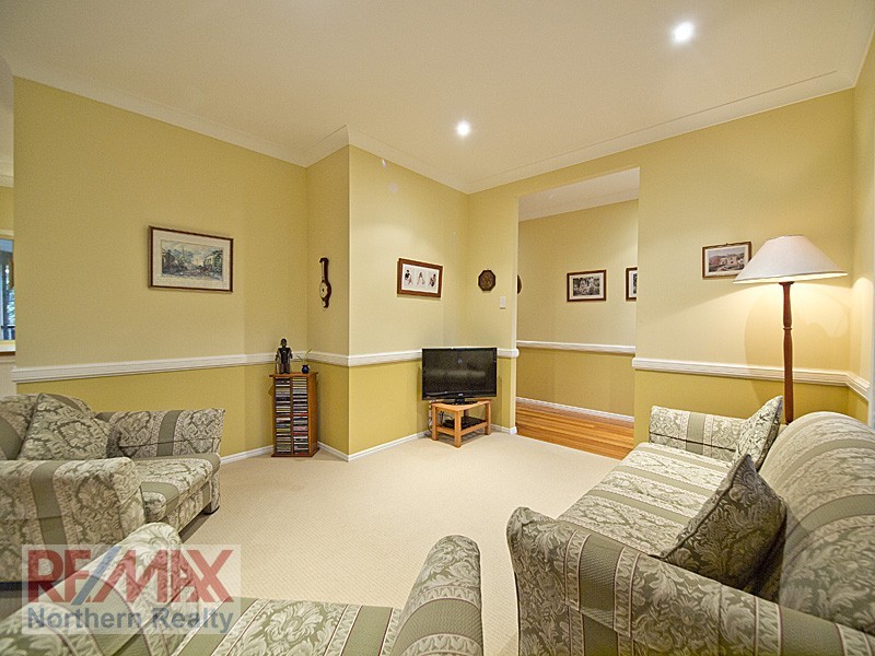 172 Saraband Drive, Eatons Hill QLD 4037