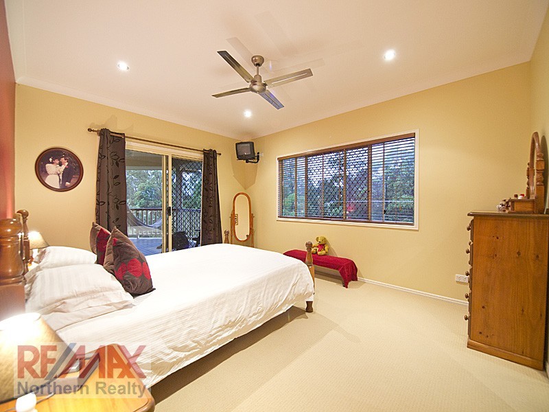 172 Saraband Drive, Eatons Hill QLD 4037