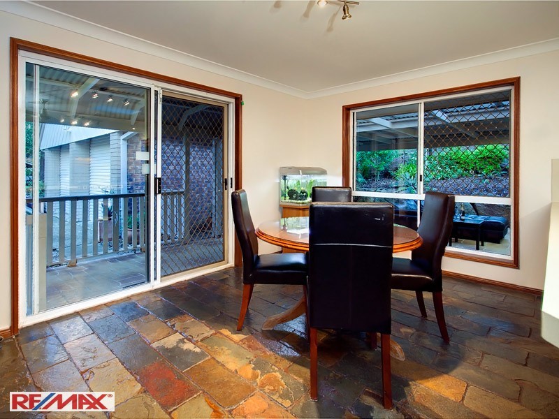 70 Cashmere Lane, Cashmere QLD 4500