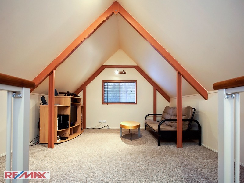 70 Cashmere Lane, Cashmere QLD 4500