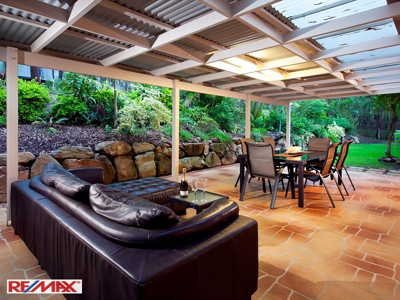 70 Cashmere Lane, Cashmere QLD 4500