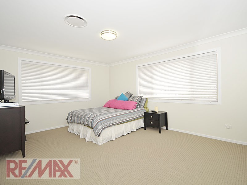 19 The Boulevard, Albany Creek QLD 4035