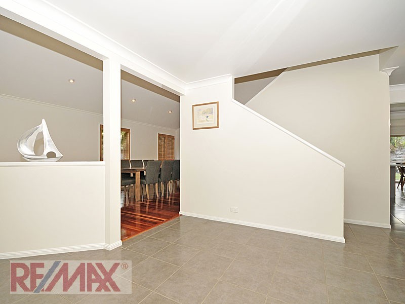 3 Ganton Place, Albany Creek QLD 4035