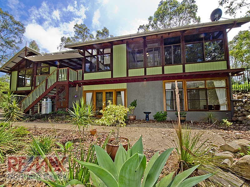 35 Harrier Place, Warner QLD 4500