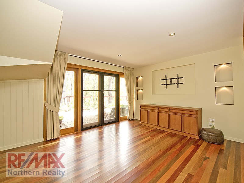 35 Harrier Place, Warner QLD 4500