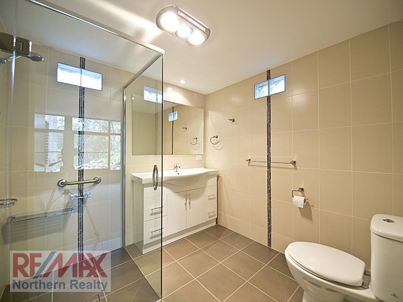 35 Harrier Place, Warner QLD 4500